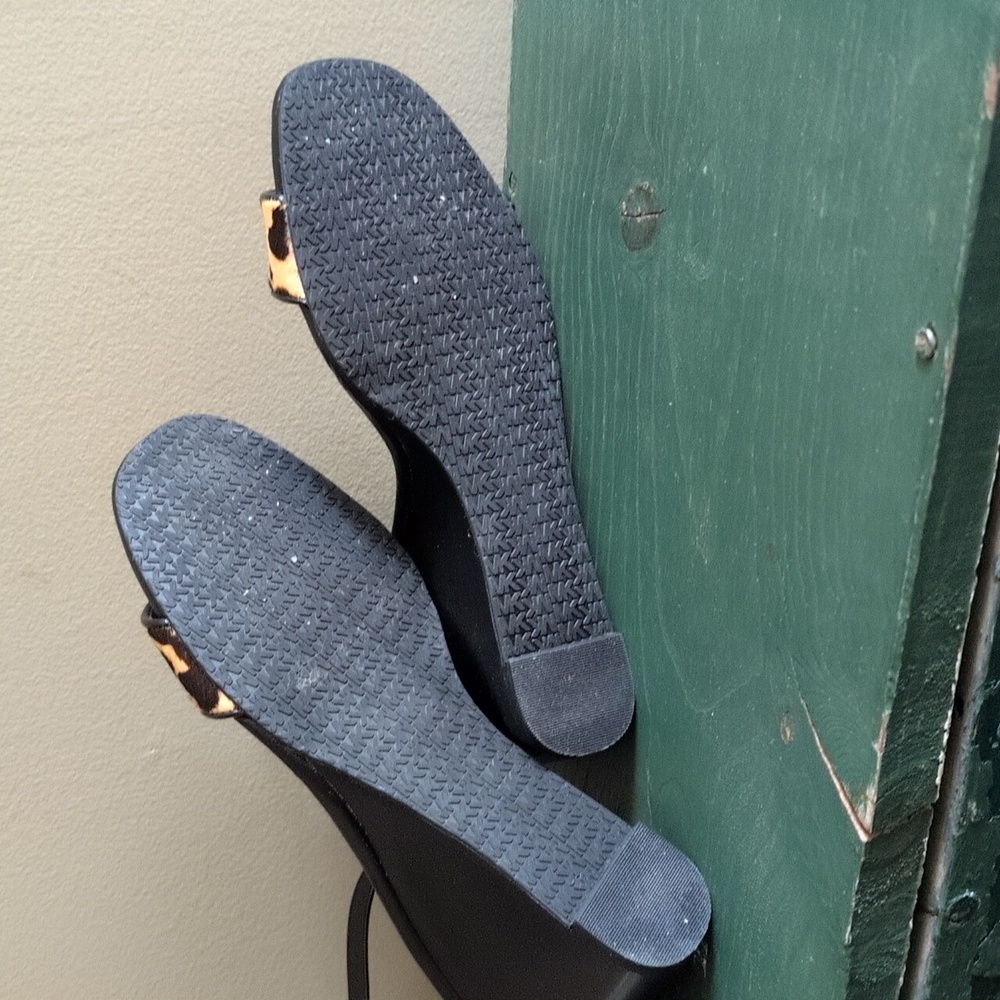 Michael Kors cheetah wedges - Picture 5 of 6